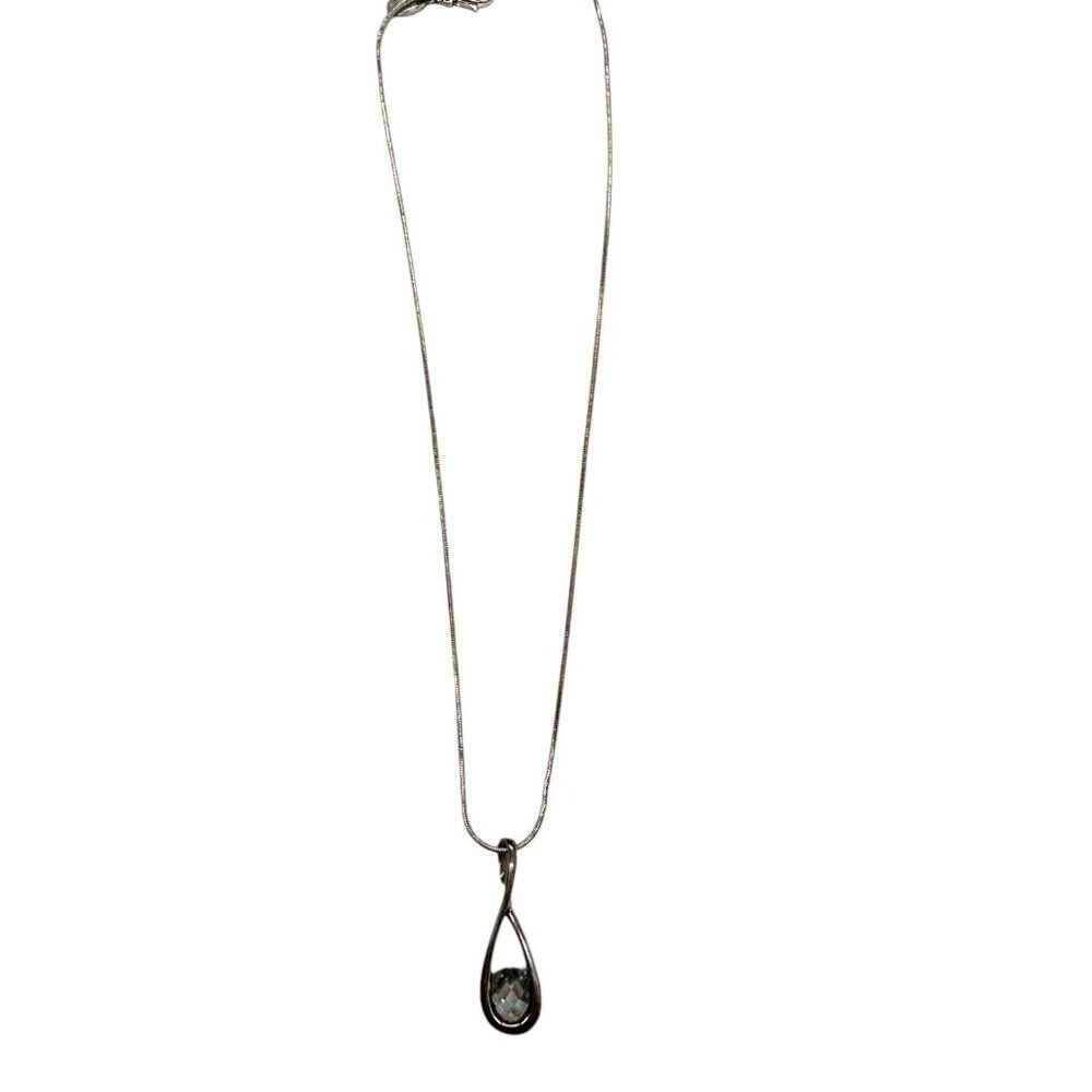 Express Infinity Necklace - Picture 5 of 6